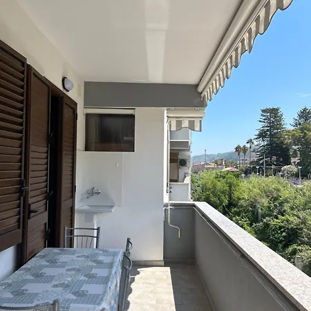 Petris House Appartement *